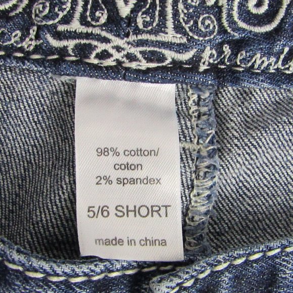 Women's | Maurices Premium | 5/6 Short | Blue Jeans - Picture 4 of 5